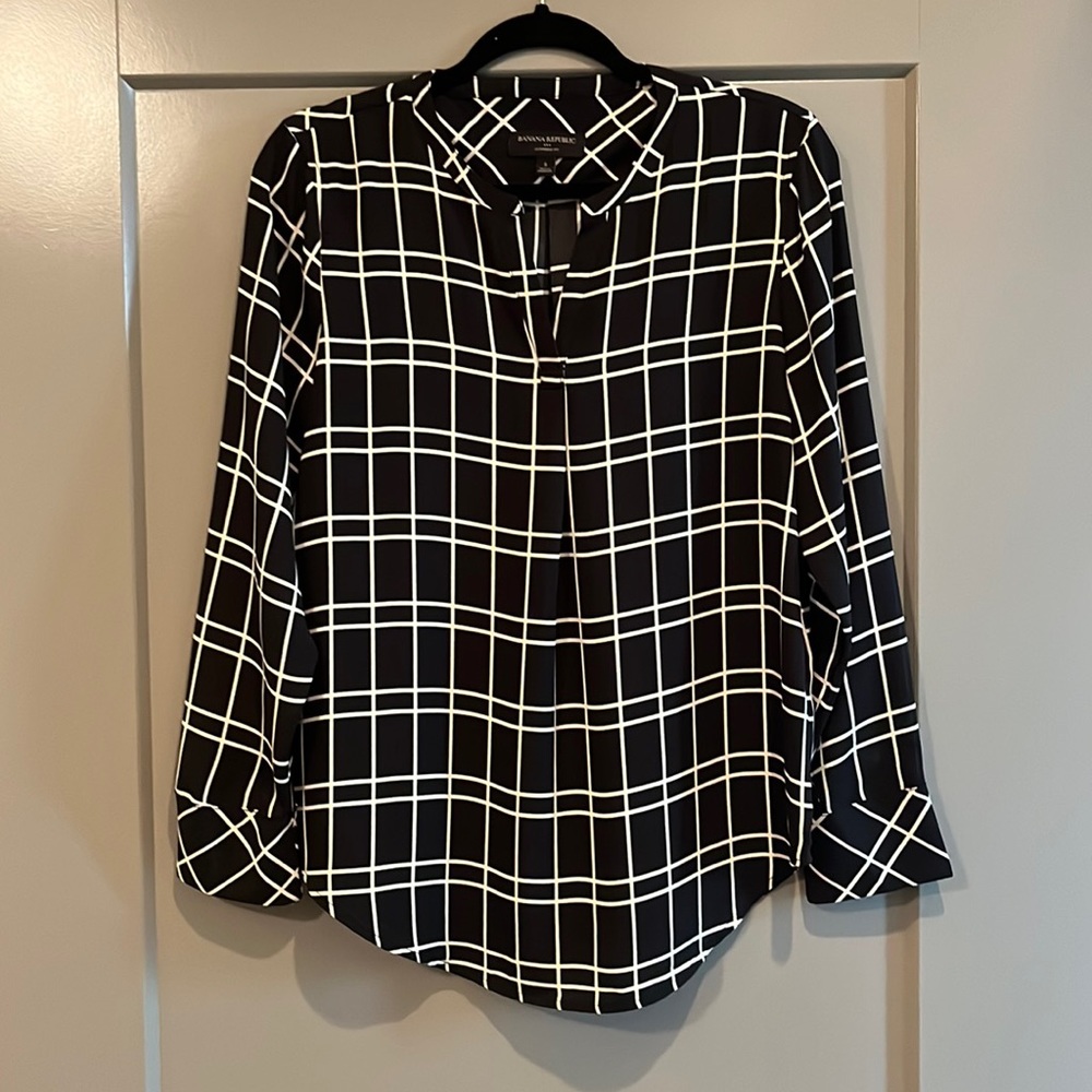 Black and white dress shirt